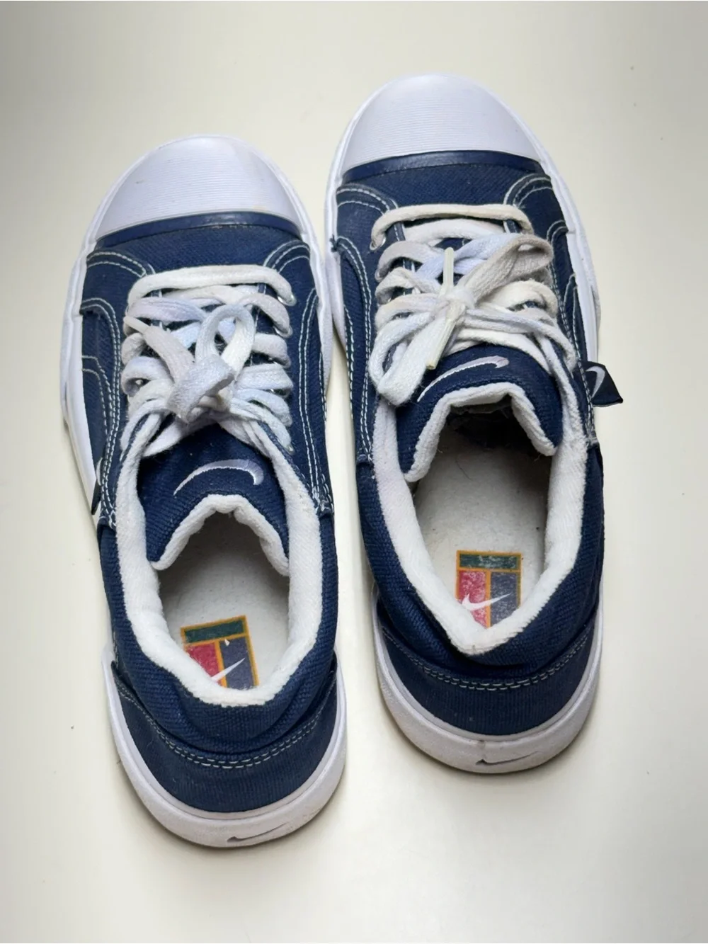 Nike Women’s Canvas Low Top Sneakers Blue White Lace-Up Casual Size 6 Pre owned